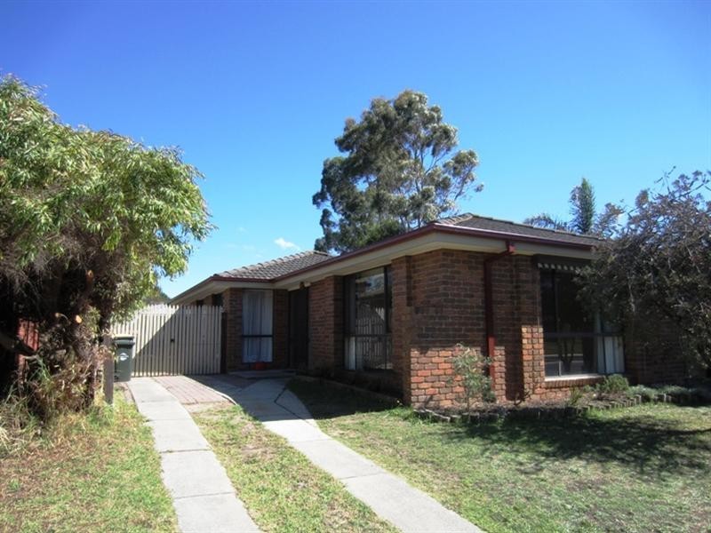 10 Cane Avenue, Seaford VIC 3198