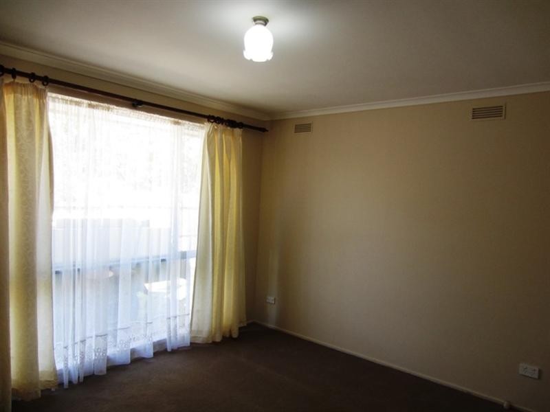10 Cane Avenue, Seaford VIC 3198