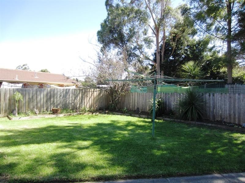 10 Cane Avenue, Seaford VIC 3198