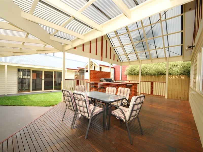 17 Levuka Street, Seaford VIC 3198