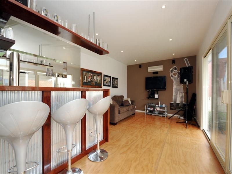 17 Levuka Street, Seaford VIC 3198