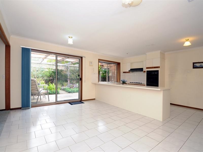 15 Ghiran Close, Aspendale Gardens VIC 3195