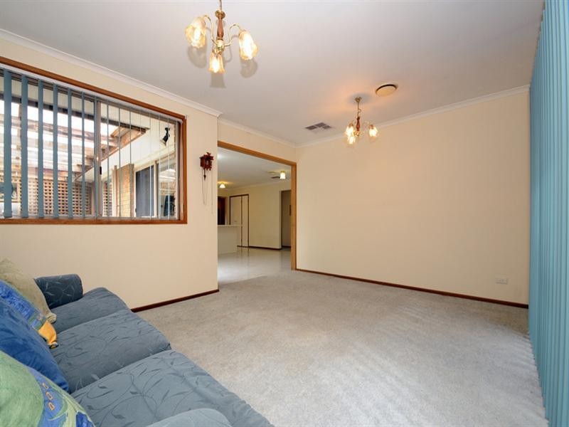 15 Ghiran Close, Aspendale Gardens VIC 3195