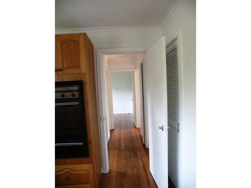 9 Barry Street, Seaford VIC 3198