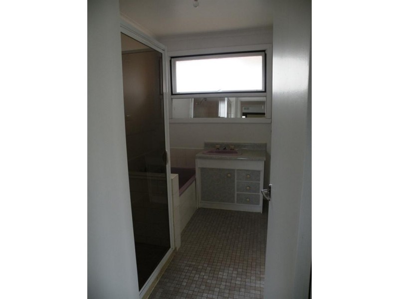 9 Barry Street, Seaford VIC 3198