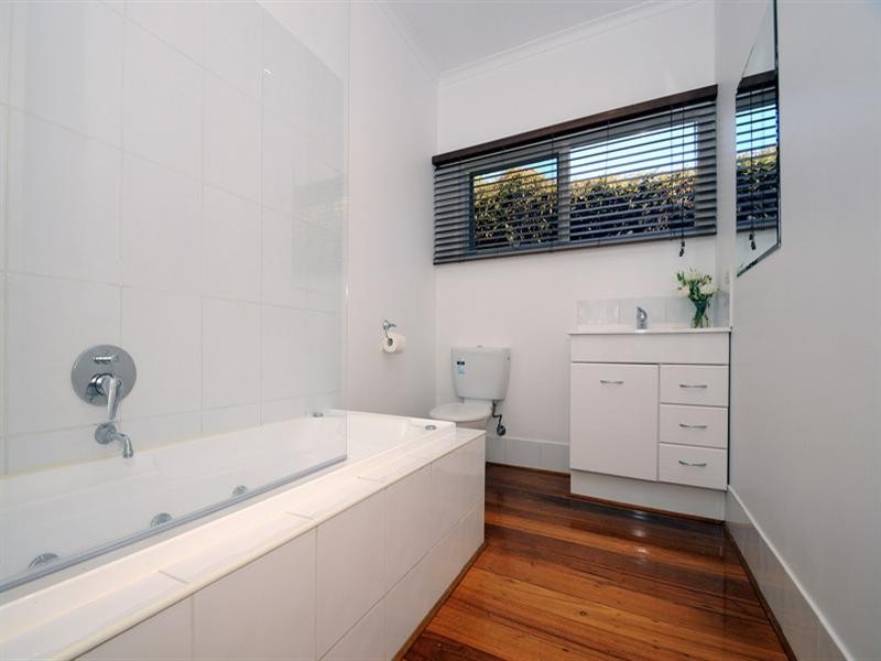 69 Seaford Grove, Seaford VIC 3198