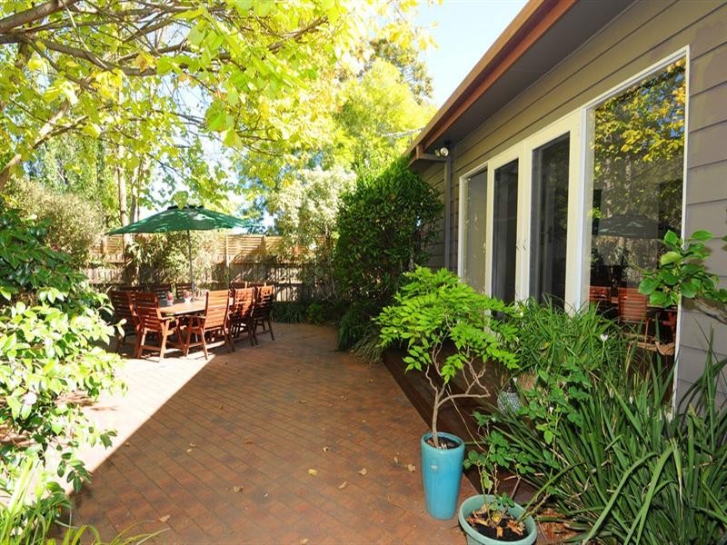 69 Seaford Grove, Seaford VIC 3198