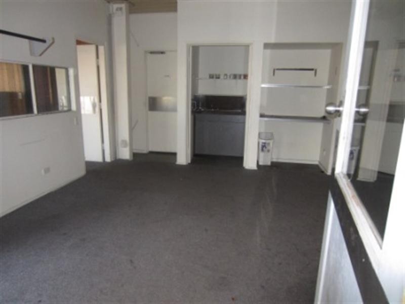 31-33 Moresby Avenue, Seaford VIC 3198