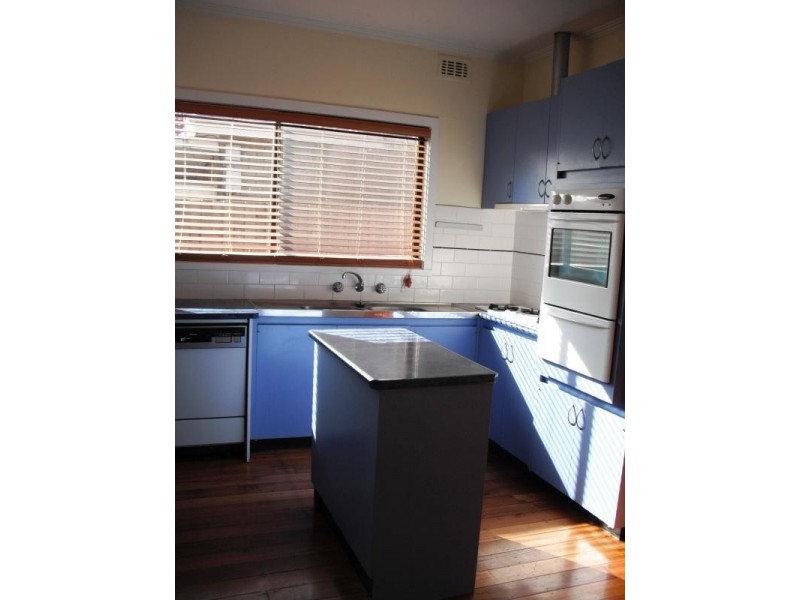 14 Crown Road, Bonbeach VIC 3196