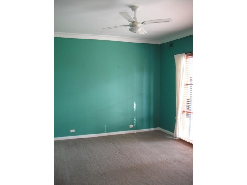 14 Crown Road, Bonbeach VIC 3196