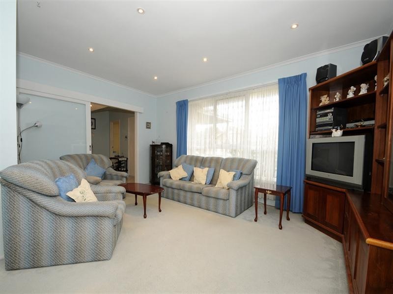 81 Montrose Avenue, Edithvale VIC 3196