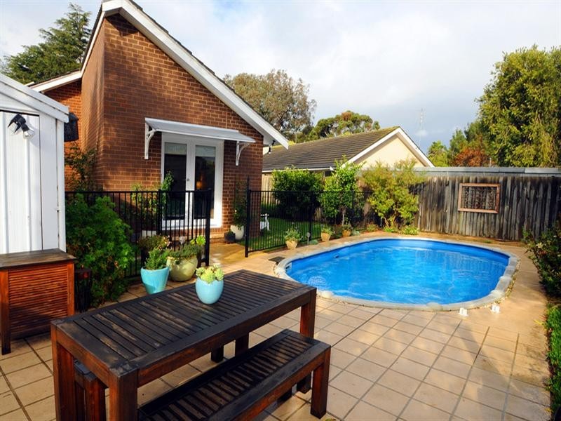 38 Sutton Street, Chelsea Heights VIC 3196