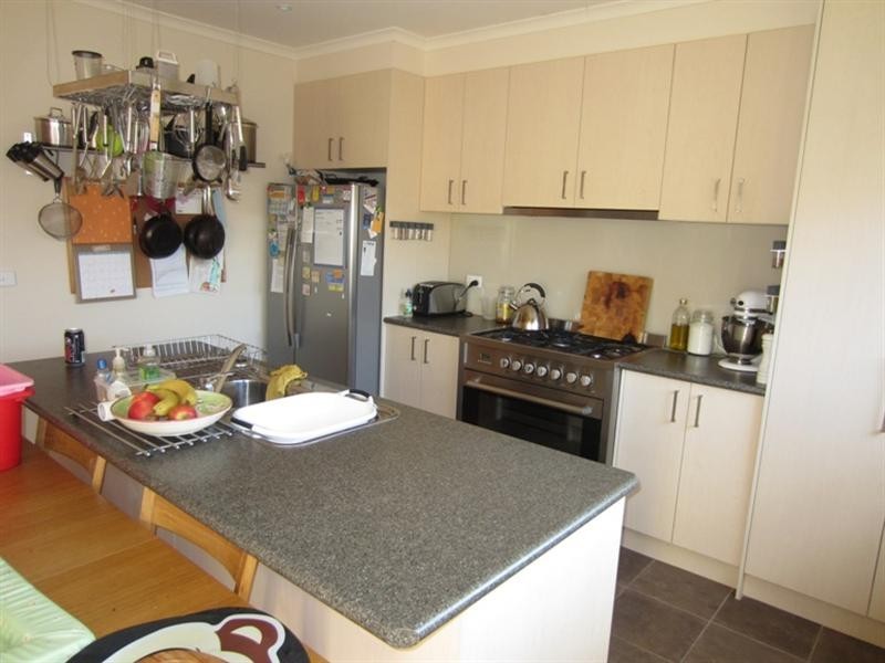 2/17 Austin Road, Seaford VIC 3198