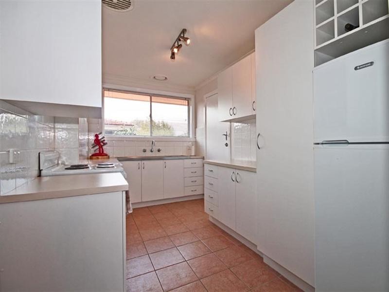 2/52 Woodbine Grove, Chelsea VIC 3196