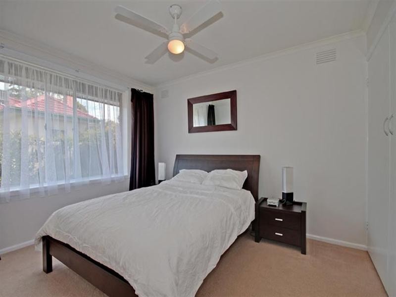 2/52 Woodbine Grove, Chelsea VIC 3196