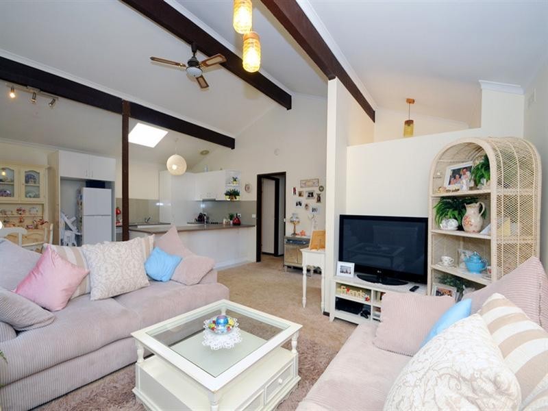 2 Stayner Court, Chelsea VIC 3196