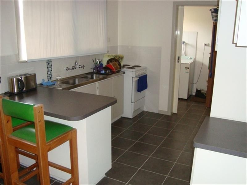 10 Charles Street, Seaford VIC 3198