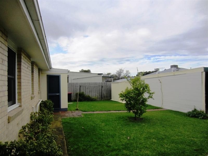 1/56 Ella Grove, Chelsea VIC 3196