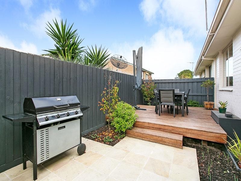304C Warrigal Road, Cheltenham VIC 3192