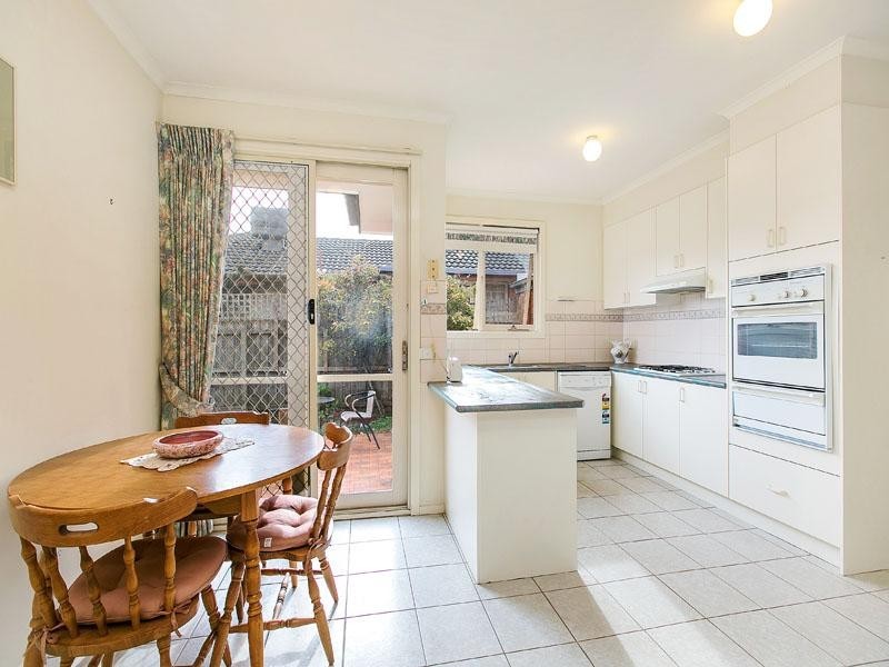 1/28 Howard Road, Dingley Village VIC 3172