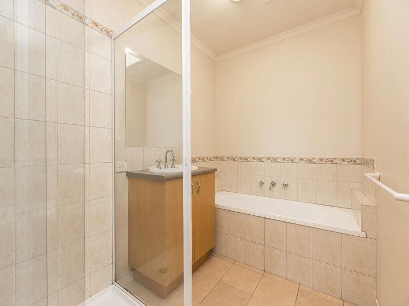 1A Howard Road, Dingley Village VIC 3172