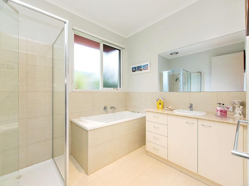 3 King Sound Close, Waterways VIC 3195