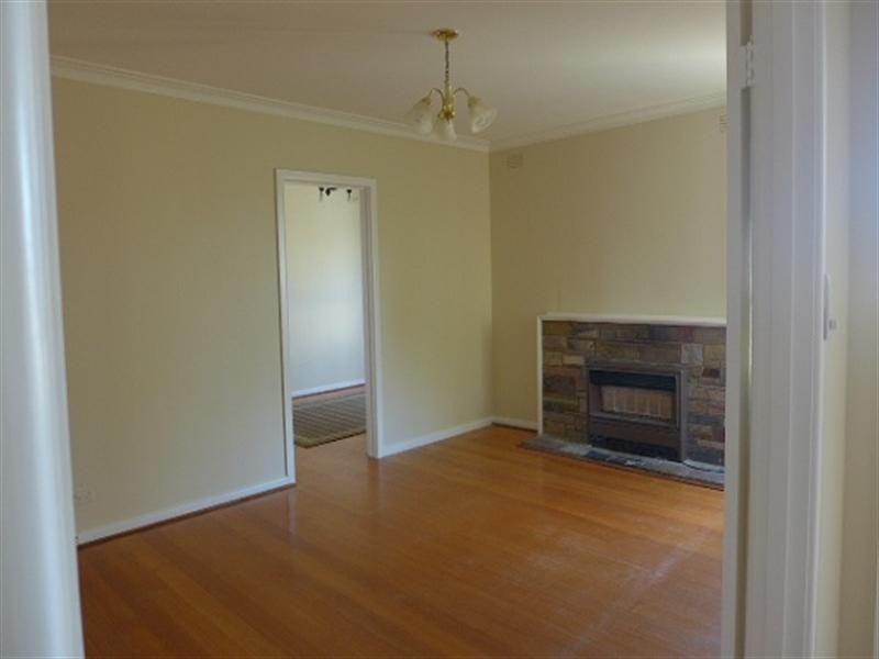 18 Jacks Avenue, Dingley Village VIC 3172