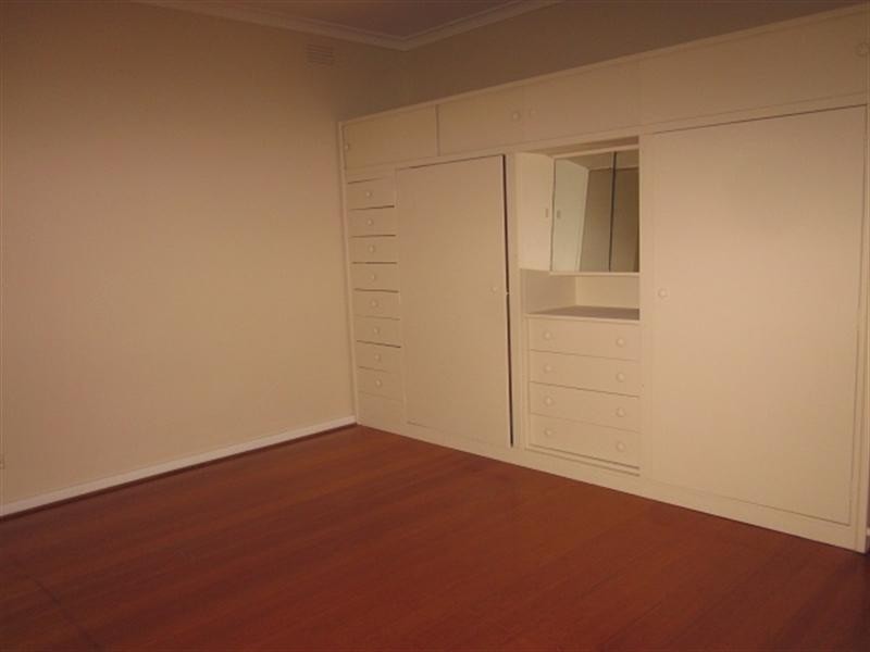 18 Jacks Avenue, Dingley Village VIC 3172