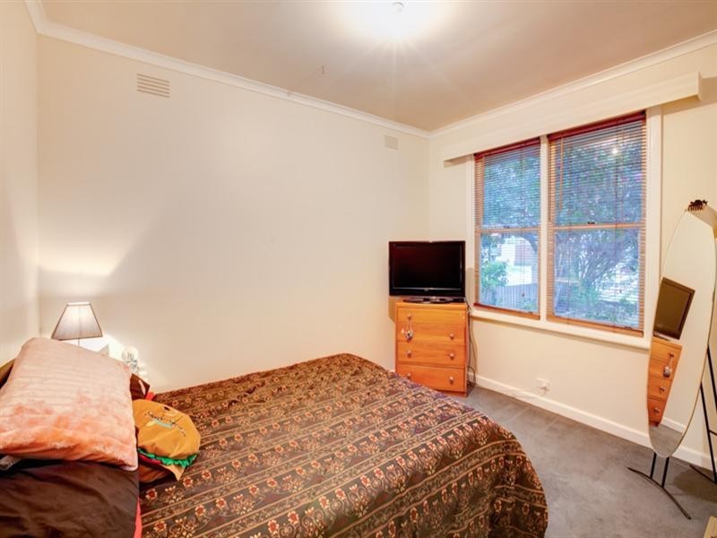 12 Moonda Grove, Cheltenham VIC 3192