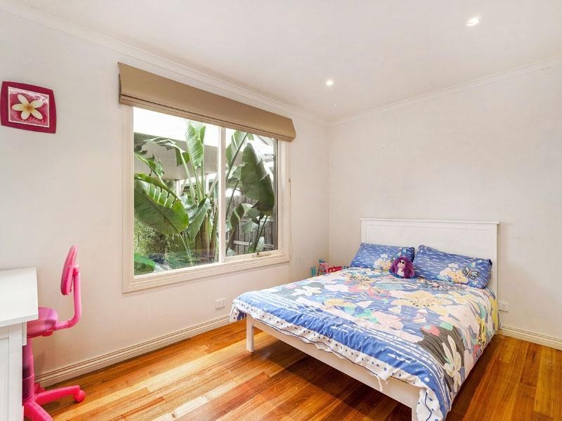 1F Bernard Street, Cheltenham VIC 3192