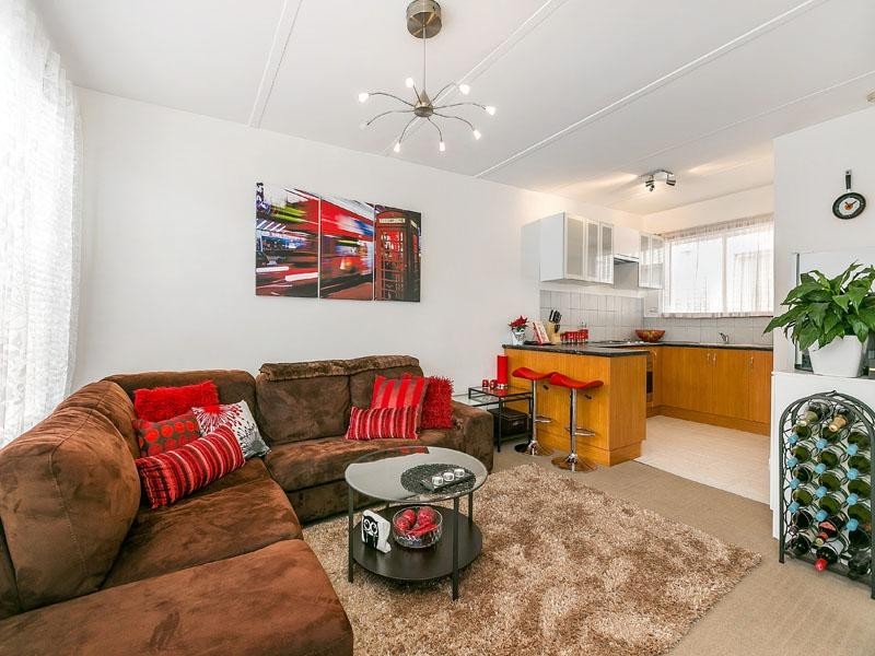 11/1383 Nepean Highway, Cheltenham VIC 3192