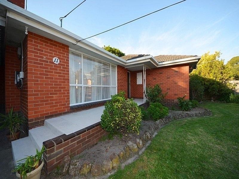 11 Hibiscus Avenue, Cheltenham VIC 3192