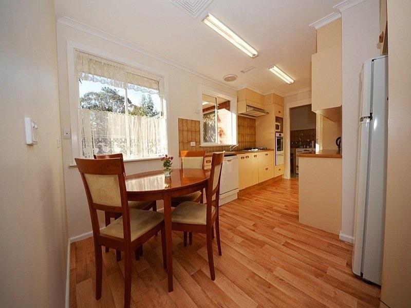 11 Hibiscus Avenue, Cheltenham VIC 3192