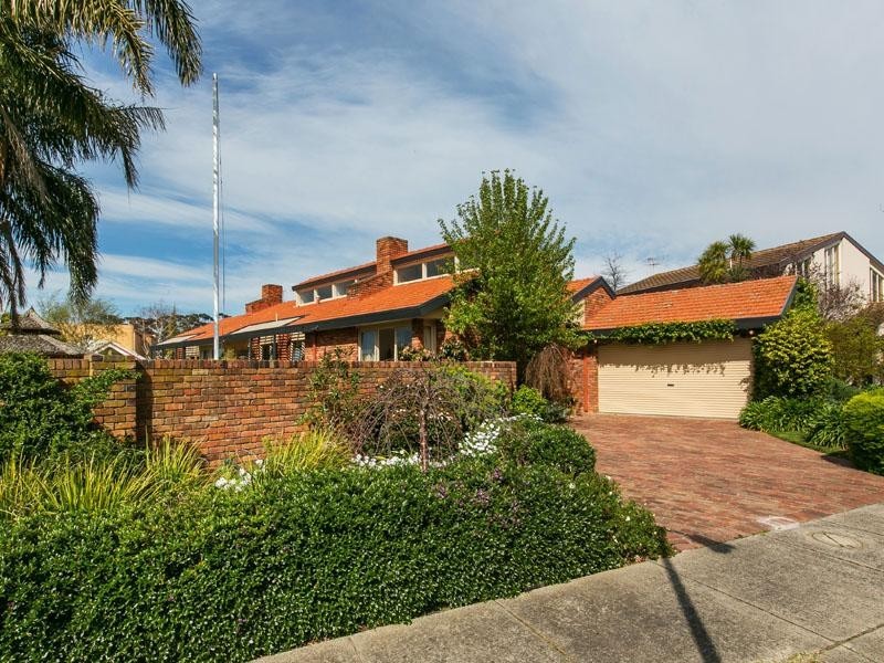 5-7 Newbridge Close, Dingley Village VIC 3172