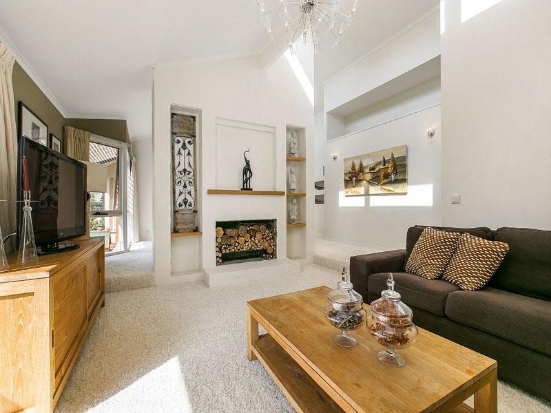 5-7 Newbridge Close, Dingley Village VIC 3172