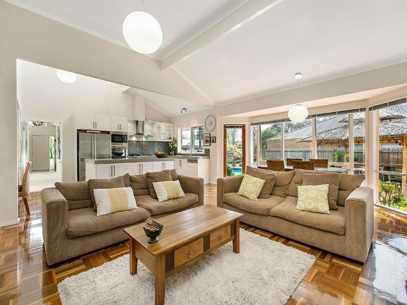 5-7 Newbridge Close, Dingley Village VIC 3172