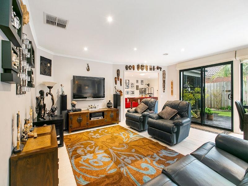 25 Heathland Way, Dingley Village VIC 3172