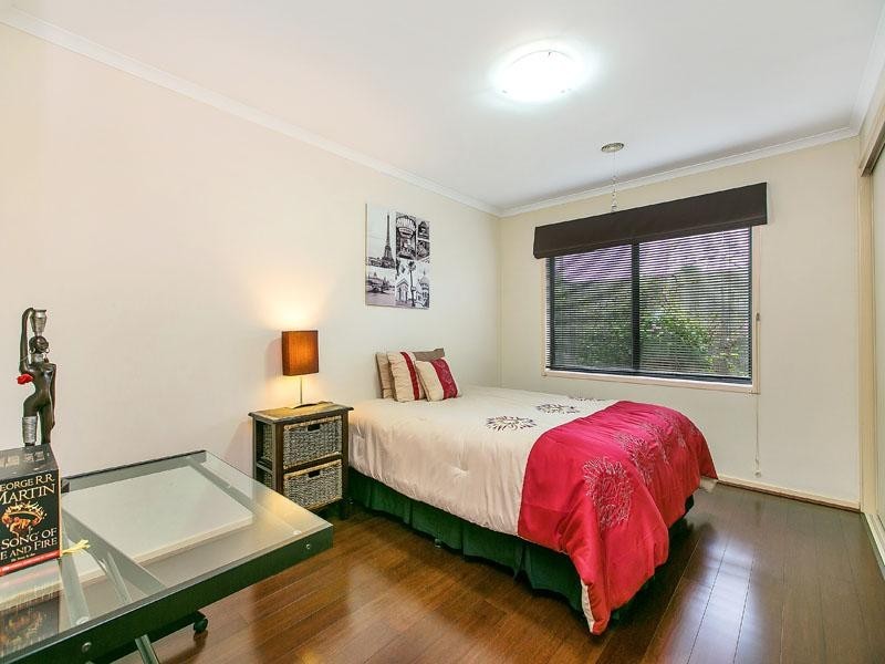 25 Heathland Way, Dingley Village VIC 3172