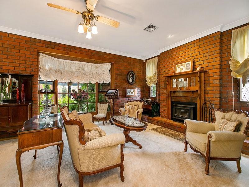 2-4 Chaldron Place, Dingley Village VIC 3172