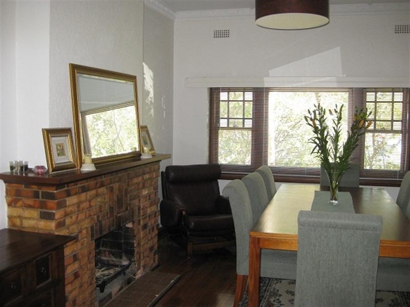 74 St Andrews Street, Brighton VIC 3186