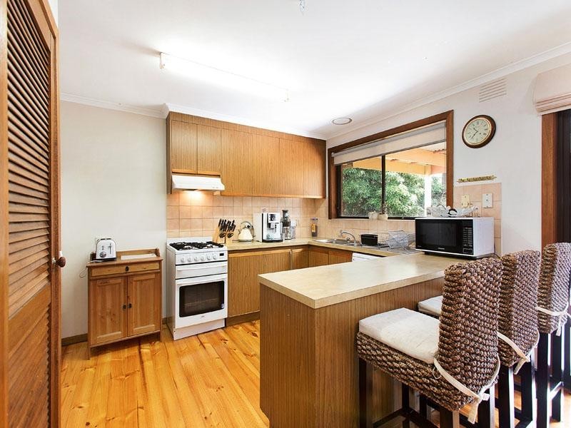 9 Benkel Avenue, Cheltenham VIC 3192