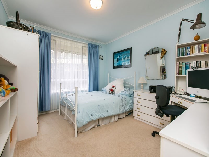 27 Jennifer Street, Cheltenham VIC 3192