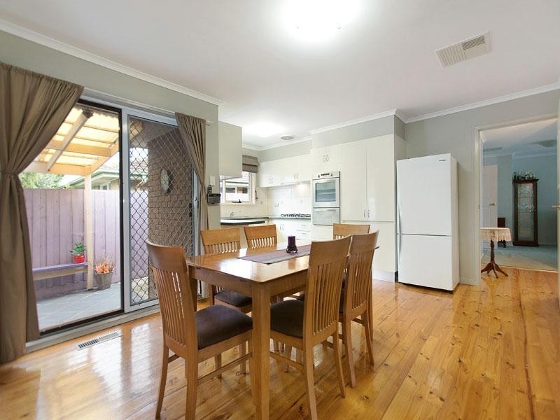 12 Bayville Drive, Dingley Village VIC 3172