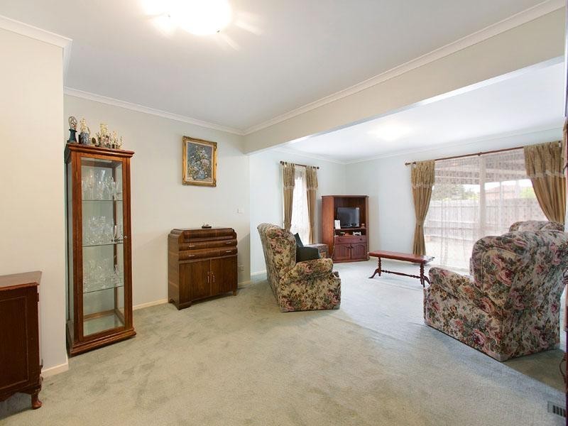 12 Bayville Drive, Dingley Village VIC 3172