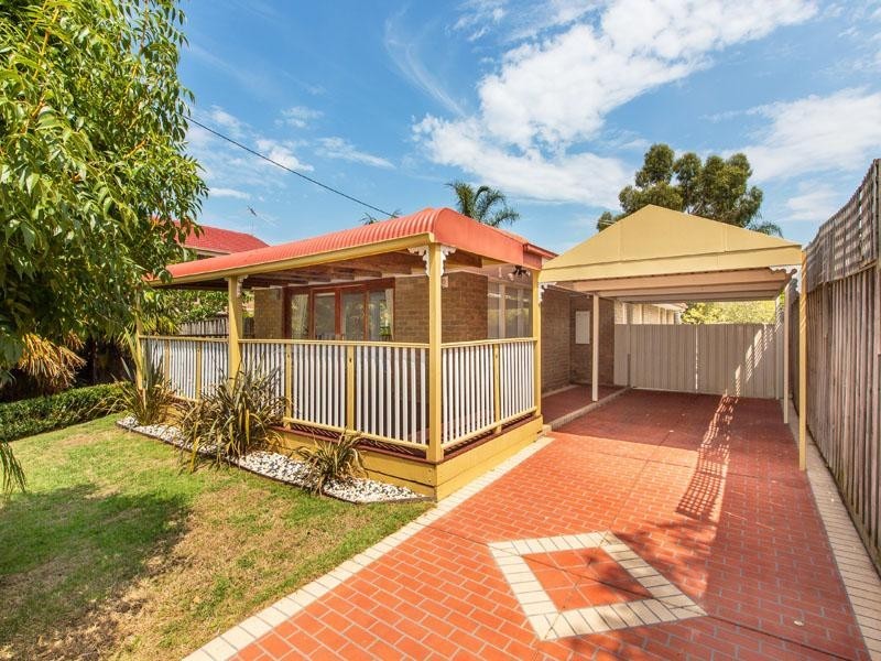 14 Plaza Crescent, Dingley Village VIC 3172