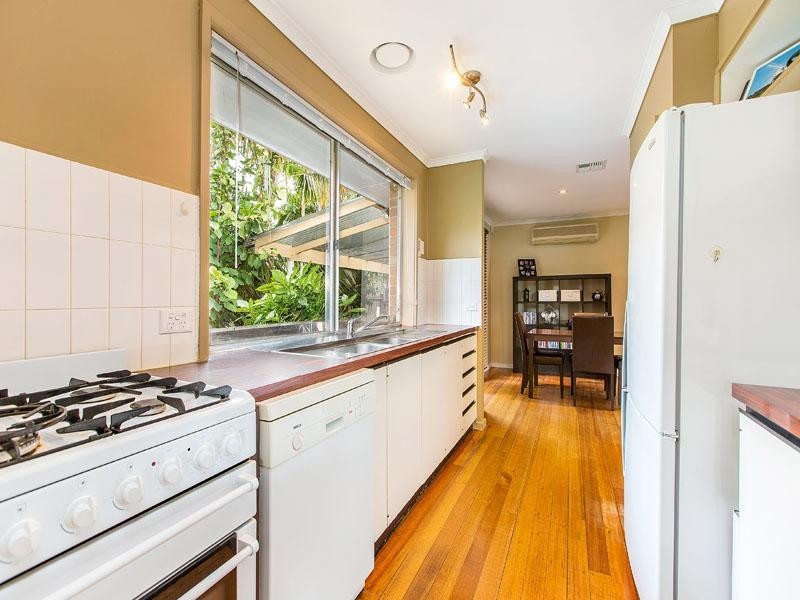 14 Plaza Crescent, Dingley Village VIC 3172