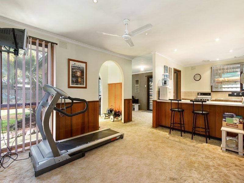 9 Bridgewater Drive, Dingley Village VIC 3172