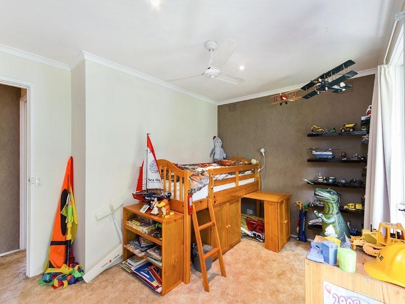 9 Bridgewater Drive, Dingley Village VIC 3172