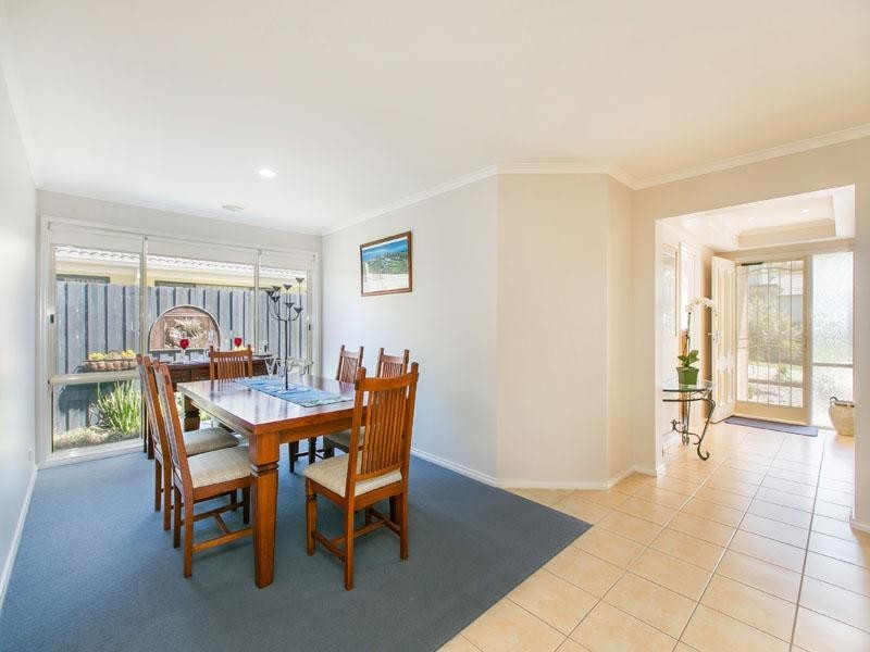 7 Nova Court, Cheltenham VIC 3192