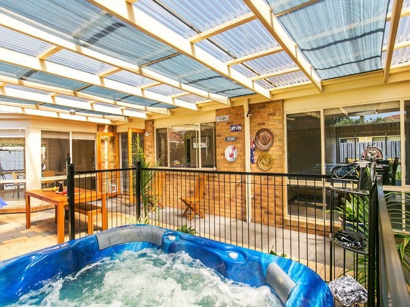 7 Nova Court, Cheltenham VIC 3192